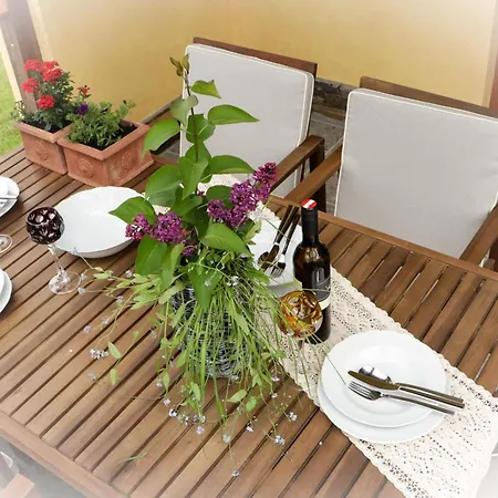 Chalé Haus Sulmwirtmueller Mit Jacuzzi Und Sauna *