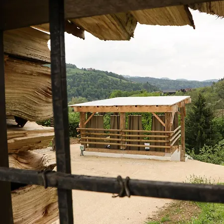 Haus Sulmwirtmueller Mit Jacuzzi Und Sauna Domek alpejski *